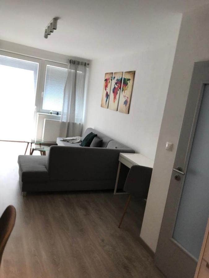 Samorin Modern Apartmens Private Parking - Air Conditioning Luaran gambar